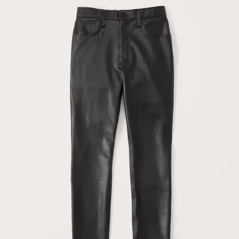 Abercrombie Vegan Leather Skinny Pant - 23/000 short